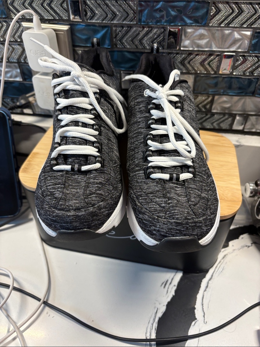 Skechers Women’s Black Heathered Knit Athletic Sneakers with White Accents - Picture 1 of 7
